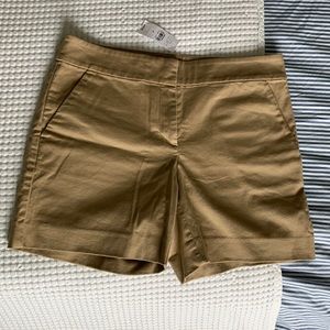 LOFT The riviera short Size 6